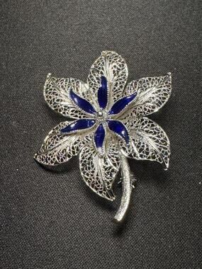 Vintage Sterling Van Lou Filigree Flower Brooch Blue Enamel Accents